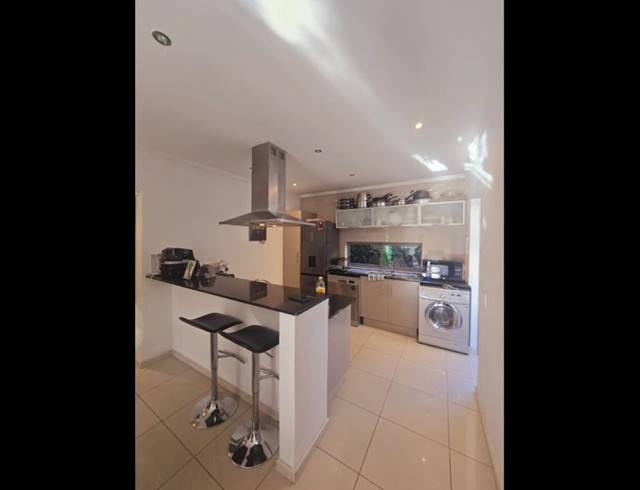 2 BEDROOM DUPLEX FOR SALE IN PARKMORE